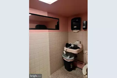 1734 Snyder Avenue, Philadelphia, PA 19145 - Photo 10