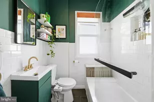 2315 S Bouvier St, Philadelphia, PA 19145 - Photo 12