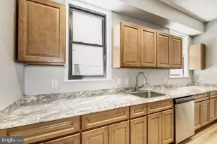 2343 N College Ave, Philadelphia, PA 19121 - Photo 8