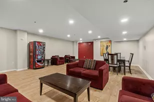 1324 Locust St, Philadelphia, PA 19107 - Photo 16