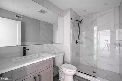 2401 Washington Avenue #3D, Philadelphia, PA 19146 - Photo 6