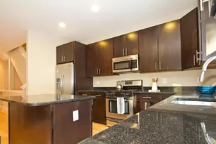 1118 Wallace St, Philadelphia, PA 19123 - Photo 12