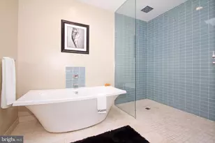 1118 Wallace St, Philadelphia, PA 19123 - Photo 24