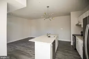 537 N 35th St, Philadelphia, PA 19104 - Photo 6