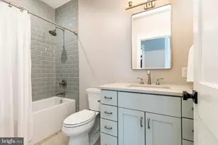209 E Gorgas Ln, Philadelphia, PA 19119 - Photo 30