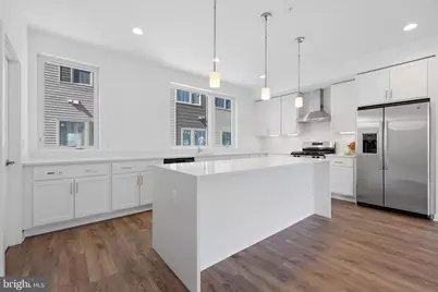 3016 S Northbank Place, Philadelphia, PA 19125 - Photo 4