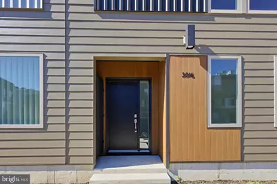 3016 S Northbank Place, Philadelphia, PA 19125 - Photo 2