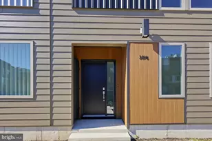 3016 S Northbank Pl, Philadelphia, PA 19125 - Photo 2