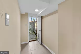 6639 N Fairhill St, Philadelphia, PA 19126 - Photo 30