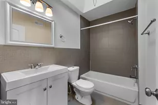 6639 N Fairhill St, Philadelphia, PA 19126 - Photo 14