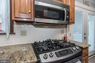 3954 Rowena Dr, Philadelphia, PA 19114 - Photo 40