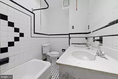 7019 Paschall Avenue, Philadelphia, PA 19142 - Photo 12