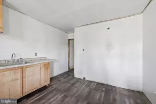 7019 Paschall Ave, Philadelphia, PA 19142 - Photo 8