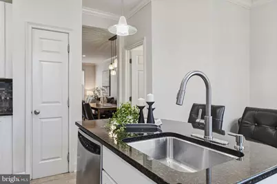 203 Surgeon Generals Court, Philadelphia, PA 19146 - Photo 8