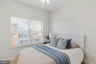 203 Surgeon Generals Ct, Philadelphia, PA 19146 - Photo 28