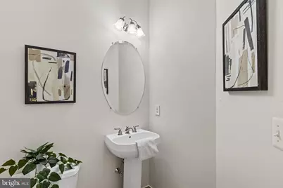 203 Surgeon Generals Court, Philadelphia, PA 19146 - Photo 16