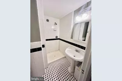 1324 Locust Street #501, Philadelphia, PA 19107 - Photo 8