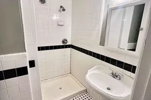 1324 Locust St, Philadelphia, PA 19107 - Photo 8