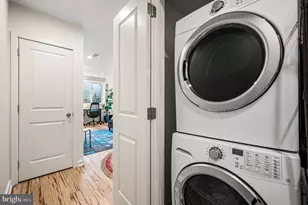 1825 Carpenter St, Philadelphia, PA 19146 - Photo 18