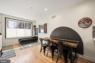 1825 Carpenter St, Philadelphia, PA 19146 - Photo 4