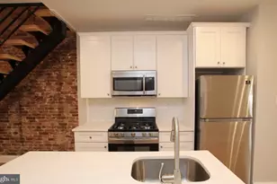 758 N 43rd St, Philadelphia, PA 19104 - Photo 6