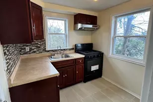 7972 Forrest Ave, Philadelphia, PA 19150 - Photo 8