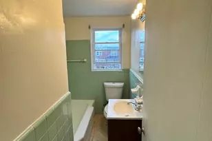 7972 Forrest Ave, Philadelphia, PA 19150 - Photo 14