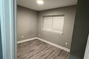 [Address not provided], Philadelphia, PA 19145 - Photo 6