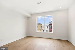 2665 Emerald St, Philadelphia, PA 19125 - Photo 16