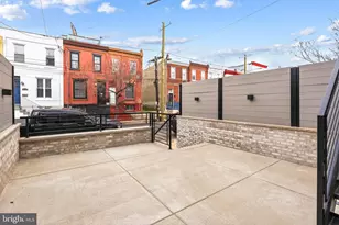 2665 Emerald St, Philadelphia, PA 19125 - Photo 4