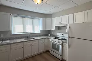 6904 Dicks Ave, Philadelphia, PA 19142 - Photo 10