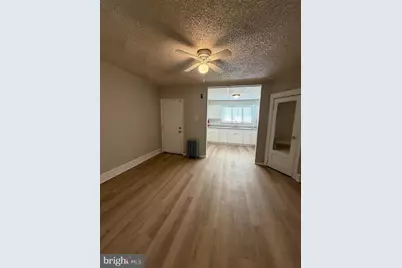 6904 Dicks Avenue, Philadelphia, PA 19142 - Photo 8