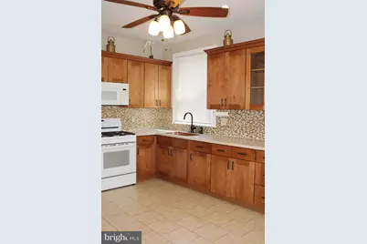 536 W Chew Avenue, Philadelphia, PA 19120 - Photo 14