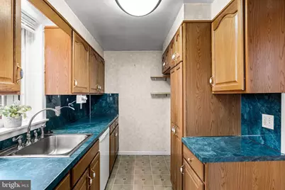 7428 Palmetto Street, Philadelphia, PA 19111 - Photo 12