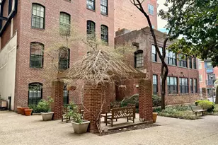 315 New St, Philadelphia, PA 19106 - Photo 18