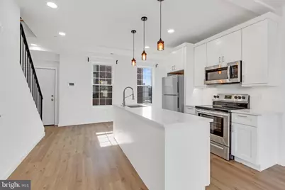 2045 Trenton Avenue #402, Philadelphia, PA 19125 - Photo 4