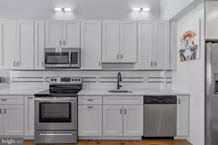 2023 E Susquehanna Ave, Philadelphia, PA 19125 - Photo 4