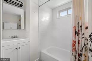 2517 E Gordon St, Philadelphia, PA 19125 - Photo 16