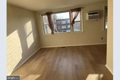 205 E Erica Place, Philadelphia, PA 19116 - Photo 2