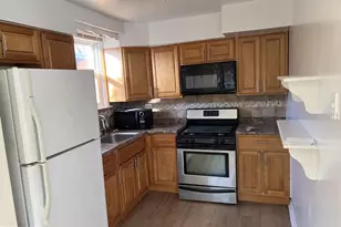 205 E Erica Pl, Philadelphia, PA 19116 - Photo 4