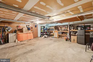 1928 Kentwood St, Philadelphia, PA 19116 - Photo 46