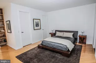 241 S 6th St, Philadelphia, PA 19106 - Photo 8