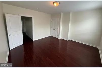 1249 W College Avenue, Philadelphia, PA 19121 - Photo 10