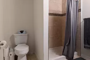 2631 W Girard Ave, Philadelphia, PA 19130 - Photo 16