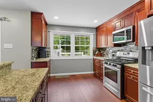 1028 Norvelt Dr, Philadelphia, PA 19115 - Photo 18