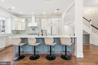 205 W Highland Avenue, Philadelphia, PA 19118 - Photo 12