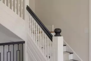 205 W Highland Ave, Philadelphia, PA 19118 - Photo 20