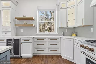 205 W Highland Avenue, Philadelphia, PA 19118 - Photo 14