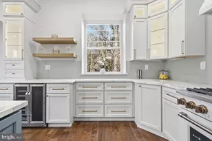 205 W Highland Ave, Philadelphia, PA 19118 - Photo 14