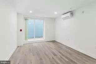 2046 E Lehigh Ave, Philadelphia, PA 19125 - Photo 8